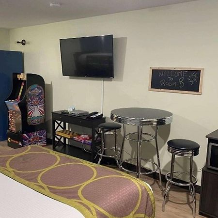 Super 8 By Wyndham Saskatoon Near Saskatoon Airport Ξενοδοχείο Εξωτερικό φωτογραφία
