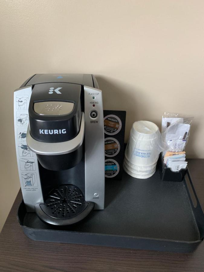 Super 8 By Wyndham Saskatoon Near Saskatoon Airport Ξενοδοχείο Εξωτερικό φωτογραφία