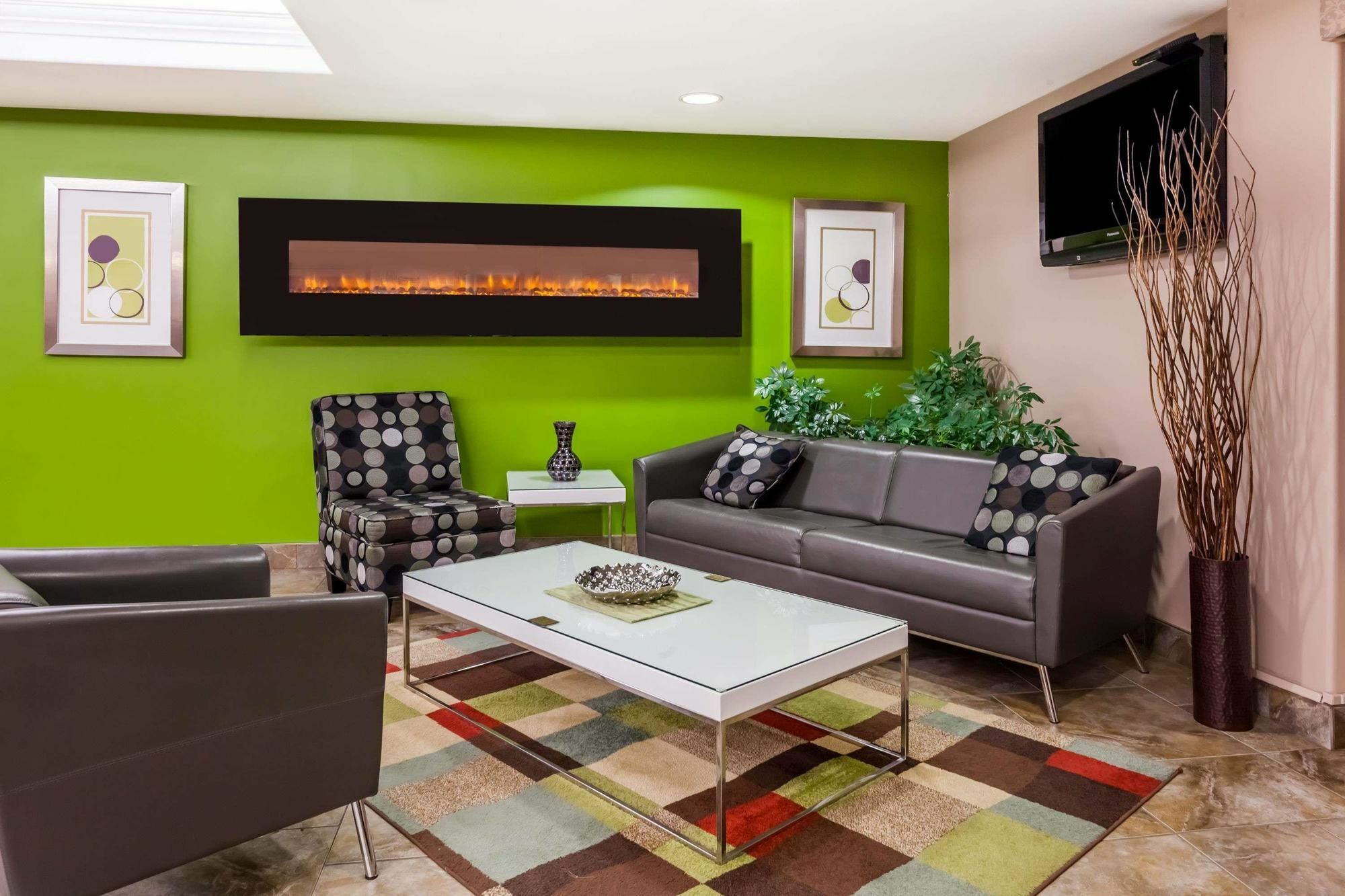 Super 8 By Wyndham Saskatoon Near Saskatoon Airport Ξενοδοχείο Εξωτερικό φωτογραφία